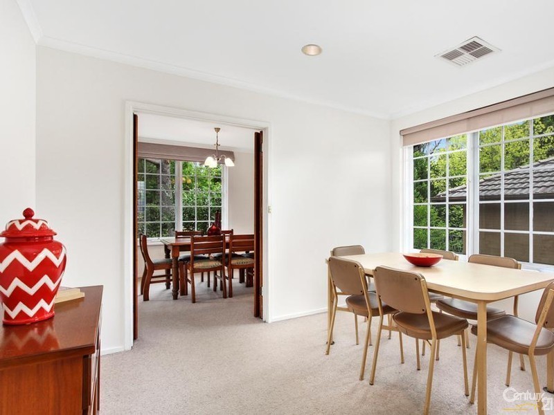 10 Dublin Road, Ringwood East VIC 3135