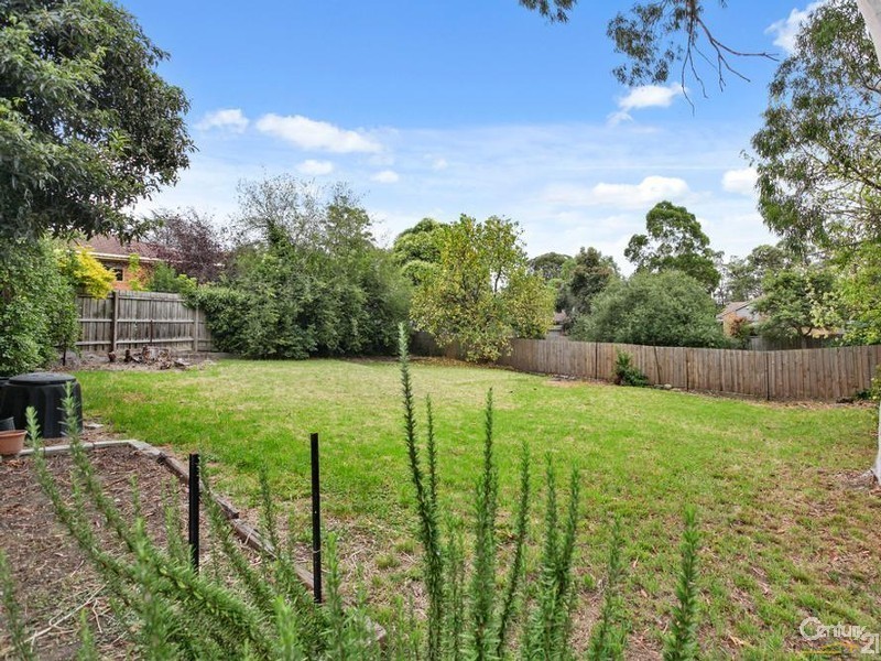 10 Dublin Road, Ringwood East VIC 3135