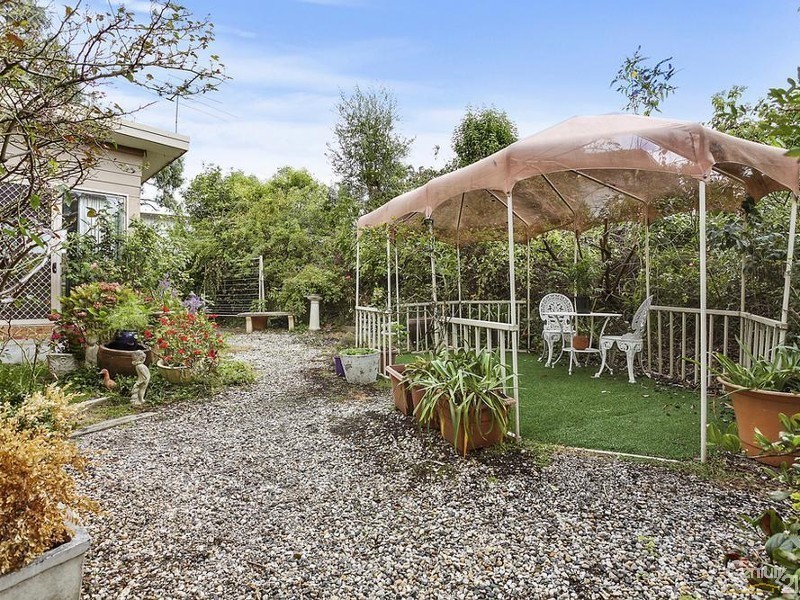 392  Canterbury Road, Ringwood East VIC 3135