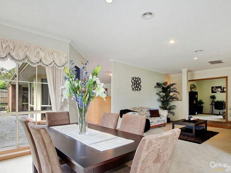 53 Carlisle Road, Ferntree Gully VIC 3156
