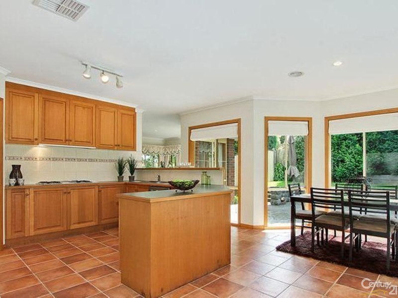 53 Carlisle Road, Ferntree Gully VIC 3156