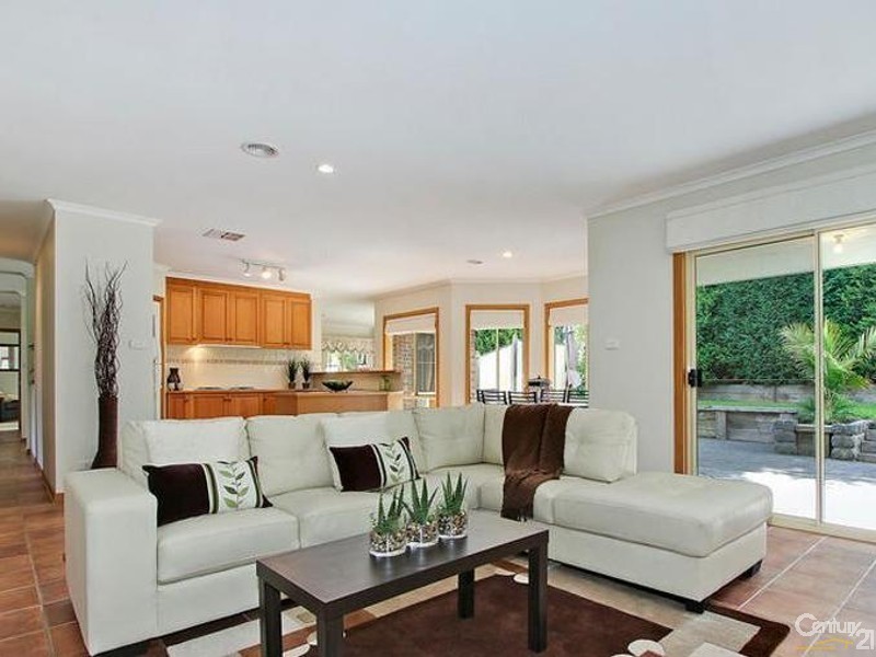53 Carlisle Road, Ferntree Gully VIC 3156