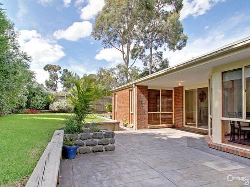 53 Carlisle Road, Ferntree Gully VIC 3156