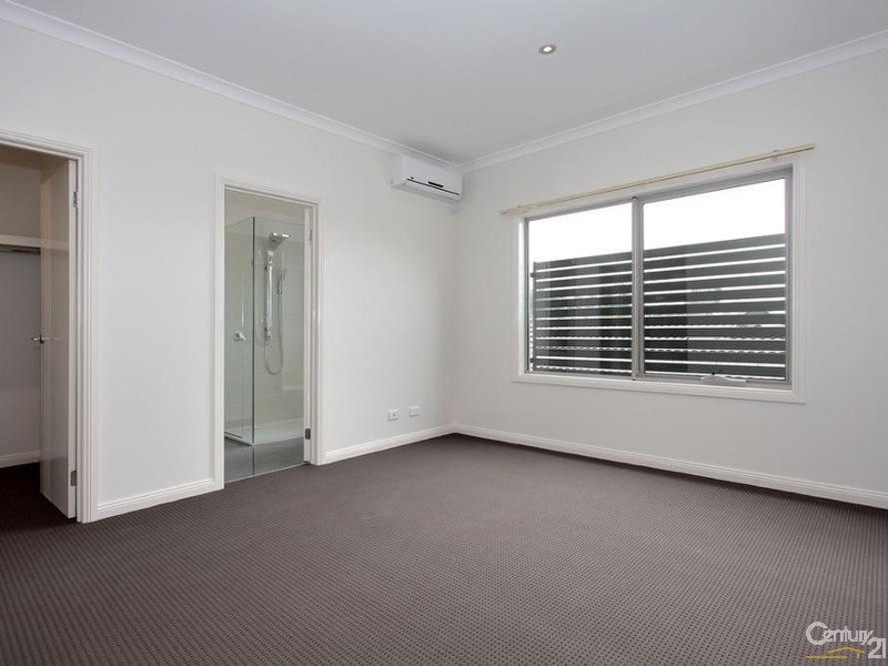 4/7 Tormore Road, Boronia VIC 3155