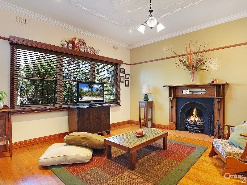 23 Mount Dandenong Road, Ringwood East VIC 3135