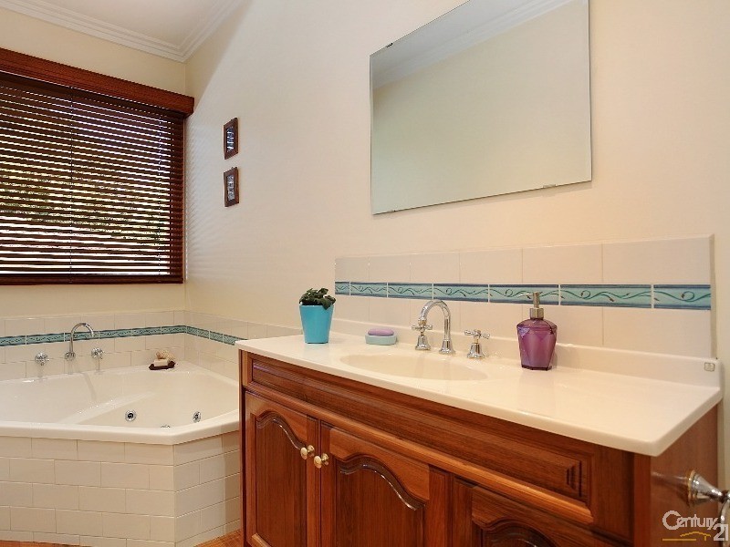 23 Mount Dandenong Road, Ringwood East VIC 3135