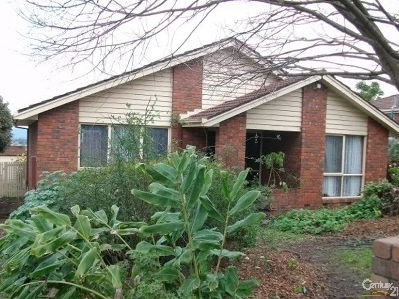 17 Statesman Cres, Mooroolbark VIC 3138