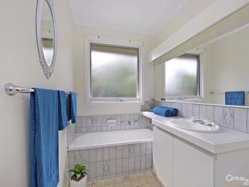 99 Oban Road, Ringwood North VIC 3134