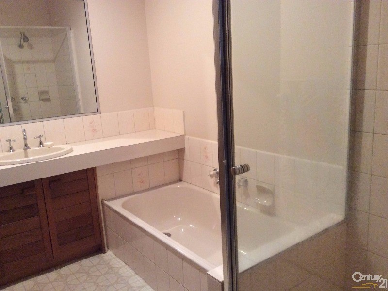 2/87 Mount Dandenong Road, Ringwood East VIC 3135