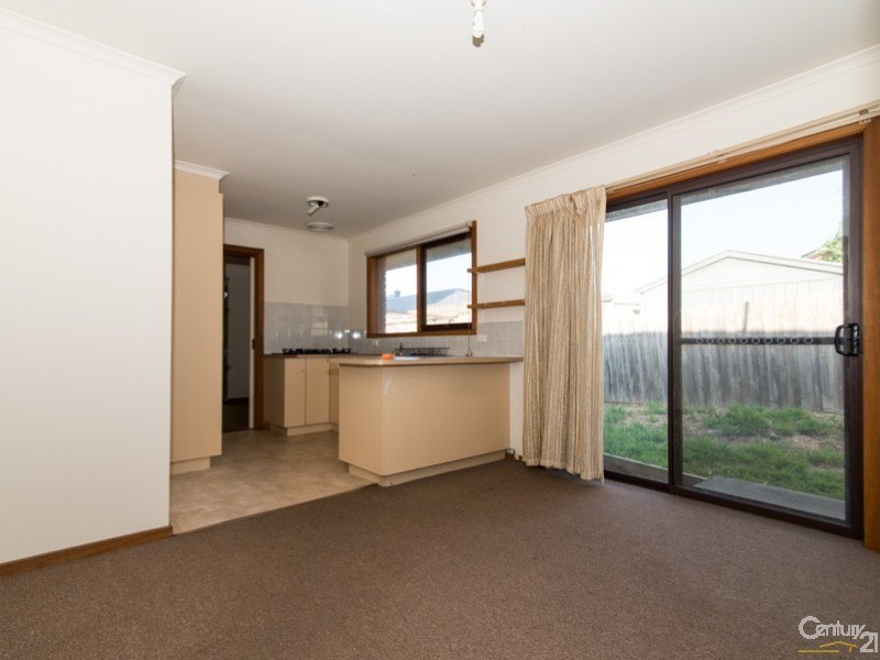 2/23 Deep Creek Road, Mitcham VIC 3132