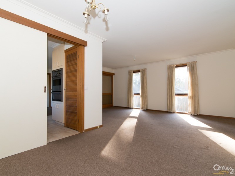 2/23 Deep Creek Road, Mitcham VIC 3132