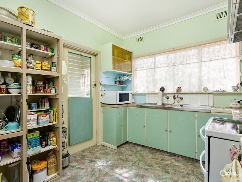 12 Regina Street, Ringwood VIC 3134