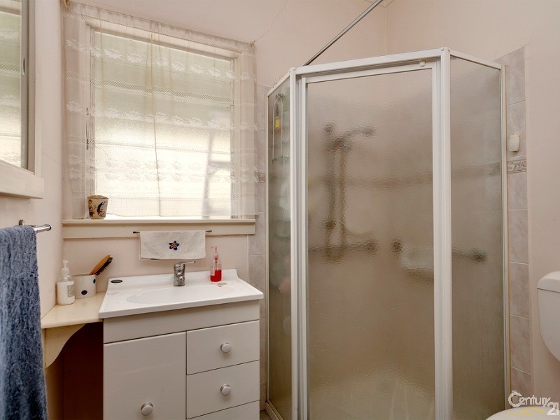 12 Regina Street, Ringwood VIC 3134