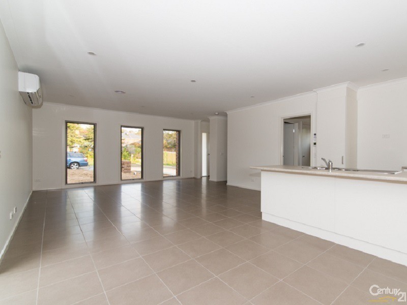 1/4 Elizabeth Court, Ringwood East VIC 3135