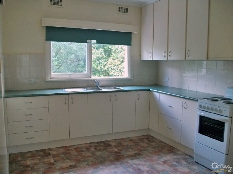 73 Heywood Street, Ringwood VIC 3134