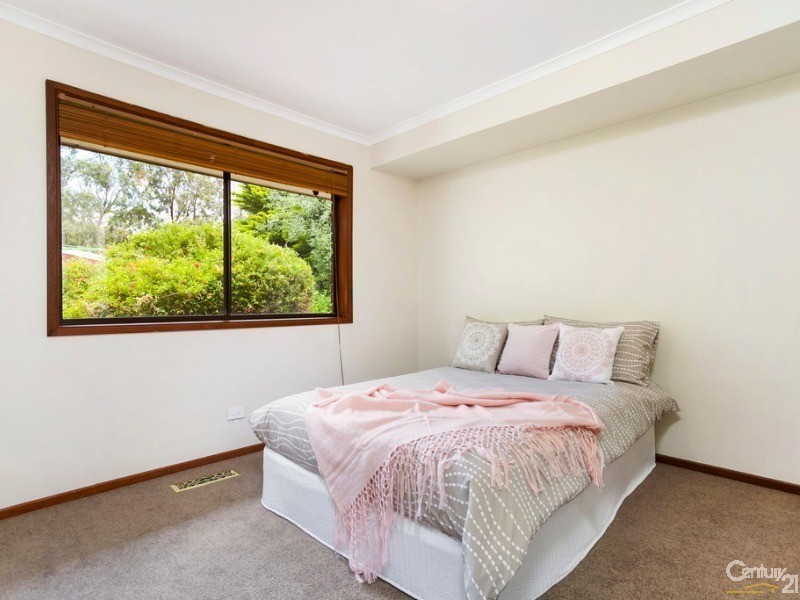 15 Greengable Court, Croydon Hills VIC 3136