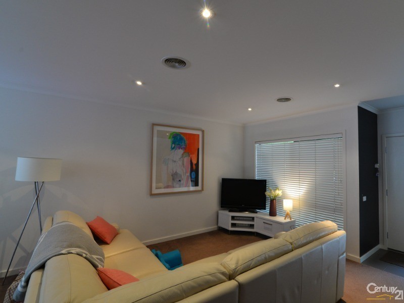 13 Liverpool Street, Mulgrave VIC 3170