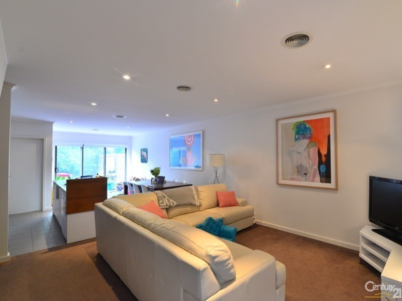 13 Liverpool Street, Mulgrave VIC 3170