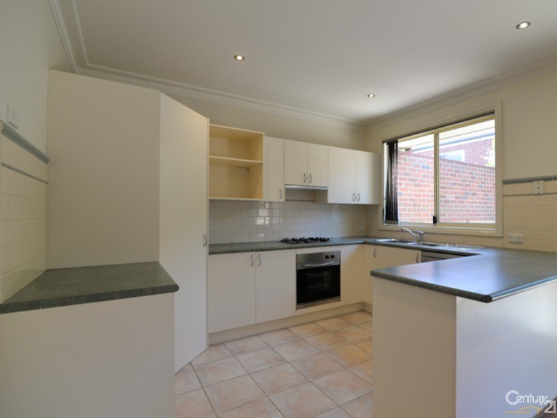 2/12 Mirabel Avenue, Ringwood East VIC 3135