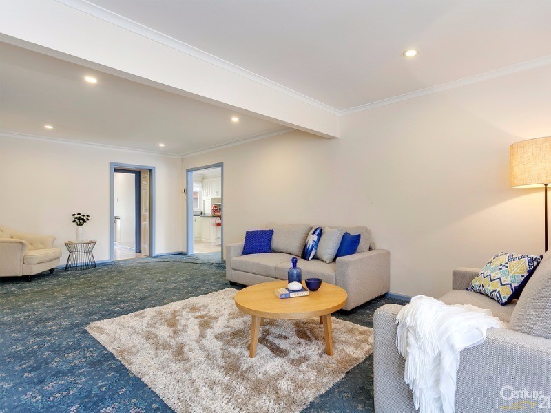 34 Binbrook Drive, Croydon VIC 3136