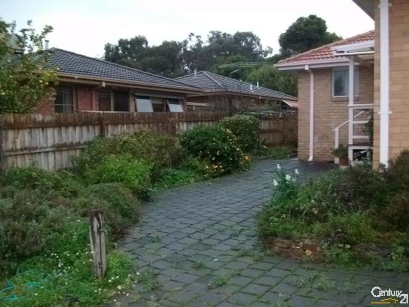 19 Freeman Street, Ringwood East VIC 3135