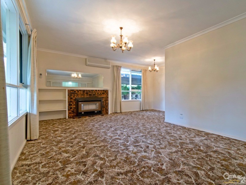23 Sevenoaks Avenue, Croydon VIC 3136
