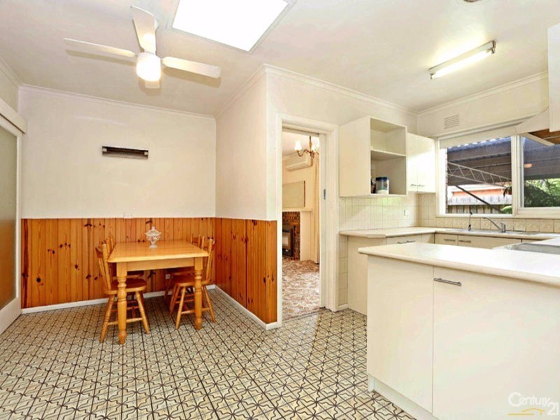 23 Sevenoaks Avenue, Croydon VIC 3136
