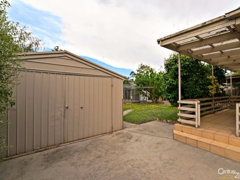 23 Sevenoaks Avenue, Croydon VIC 3136
