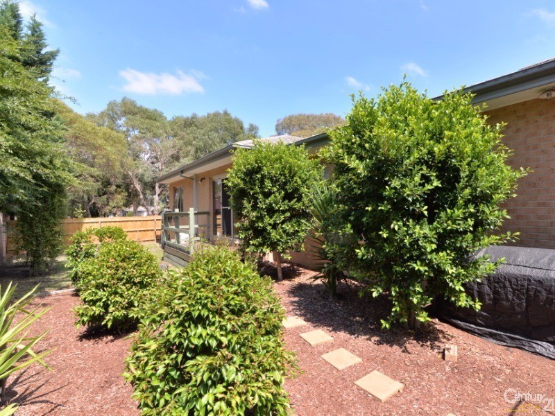 2/39 Ulysses Avenue, Croydon South VIC 3136