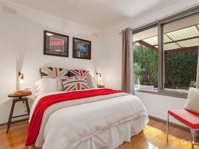 3/7 Barina Crescent, Croydon VIC 3136