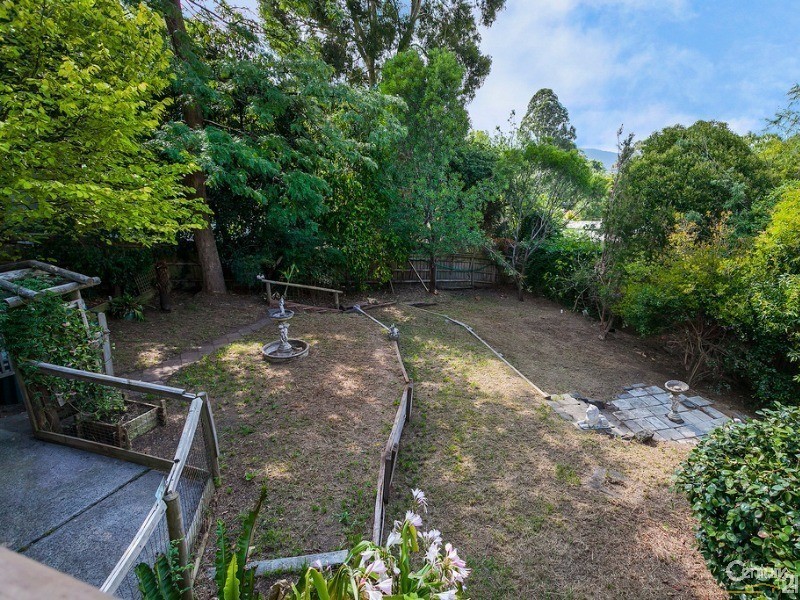 13 Braewood Avenue, Ringwood East VIC 3135