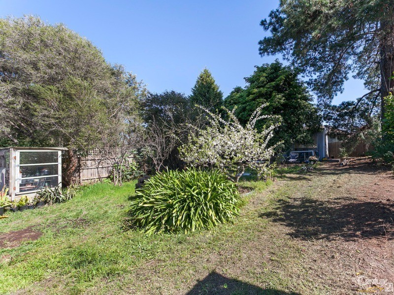 12 Regina Street, Ringwood VIC 3134