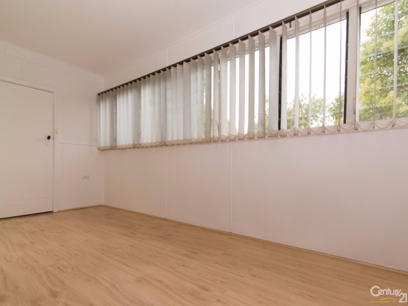 8 Ridgway Avenue, Croydon VIC 3136