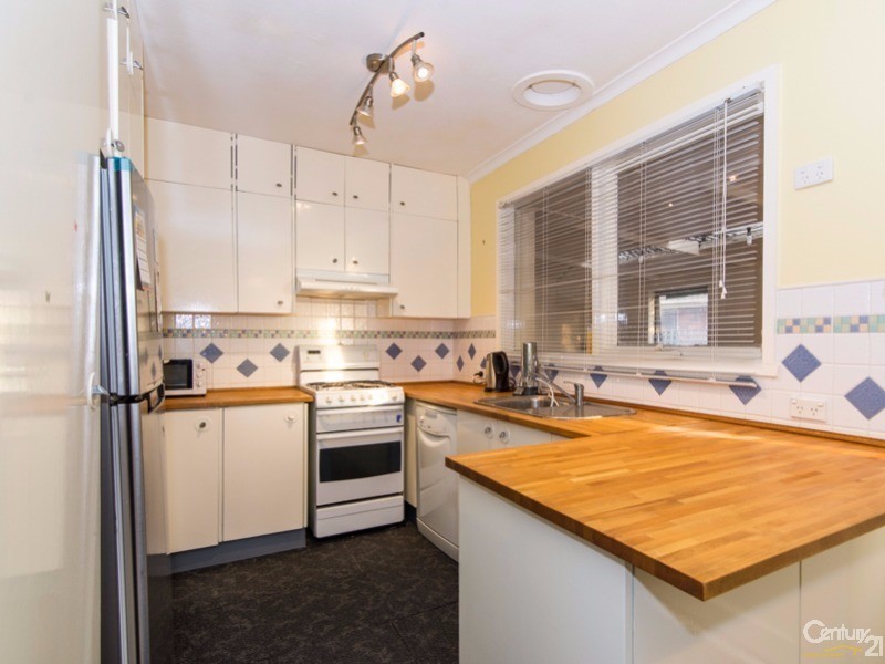 36 Hilda Avenue, Boronia VIC 3155