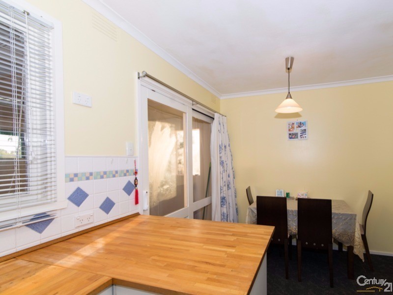 36 Hilda Avenue, Boronia VIC 3155