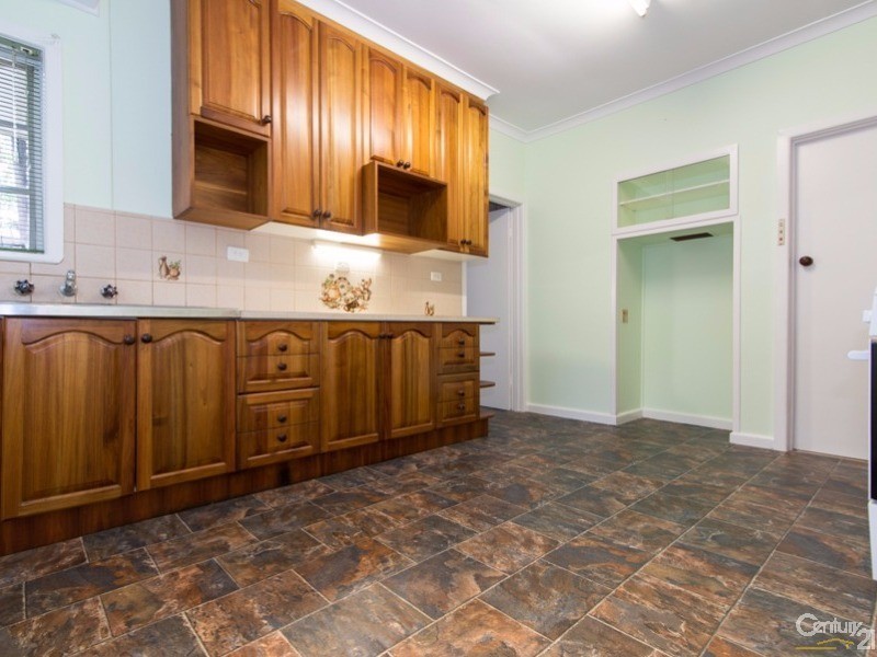 8 Ridgway Ave, Croydon VIC 3136