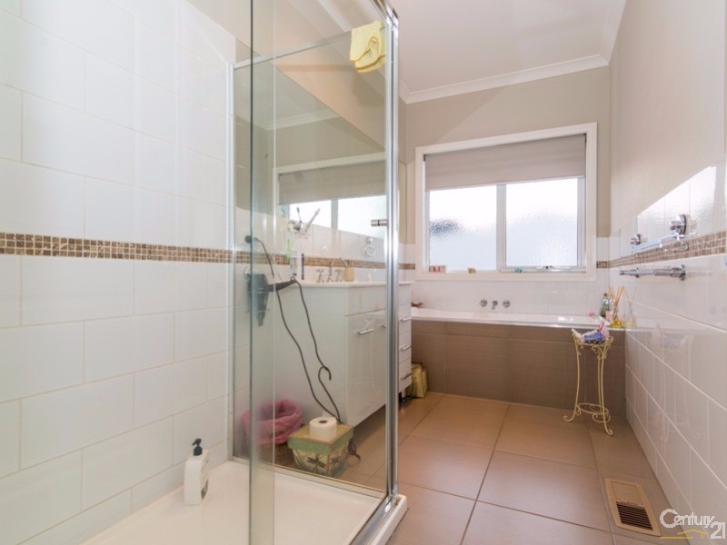 2/8-10 Humber Road, Croydon VIC 3136