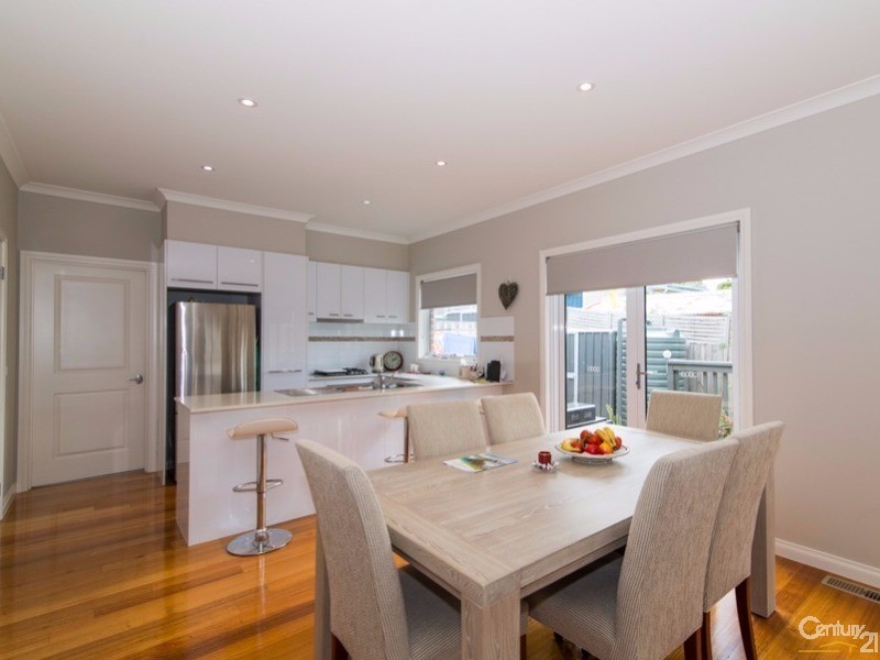 2/8-10 Humber Road, Croydon VIC 3136