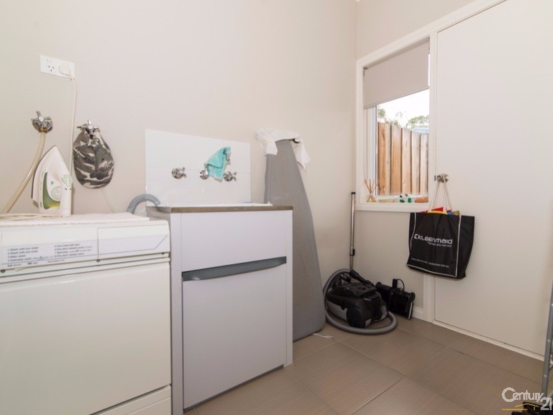 2/8-10 Humber Road, Croydon VIC 3136