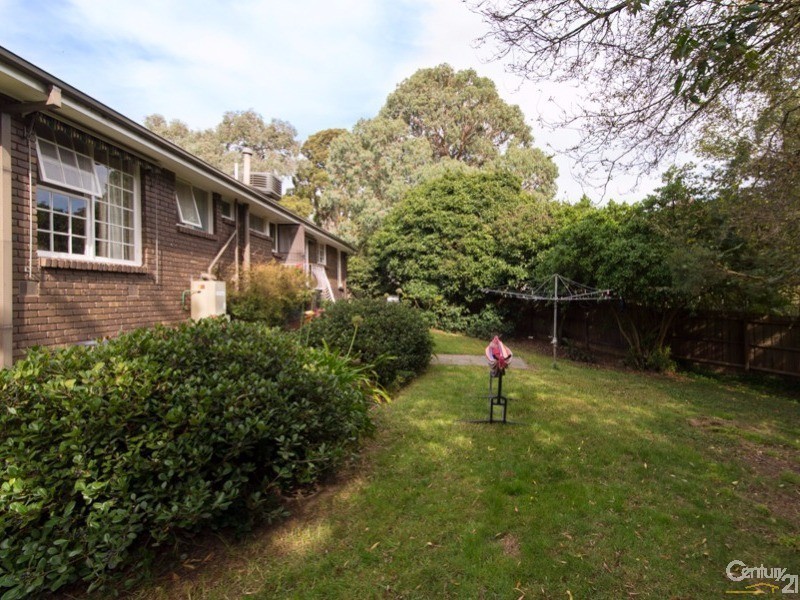 6 Inverness Court, Croydon VIC 3136