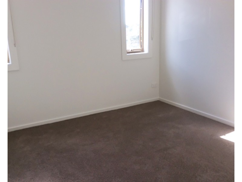 25/12-18 Bourke Street, Ringwood VIC 3134