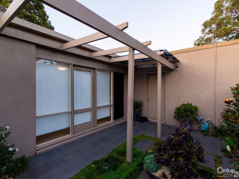 4/11 Alexandra Road, Ringwood East VIC 3135