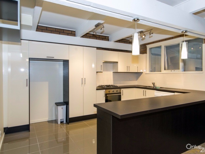 4/11 Alexandra Road, Ringwood East VIC 3135