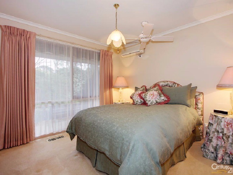 2/181 Bedford Road, Ringwood East VIC 3135