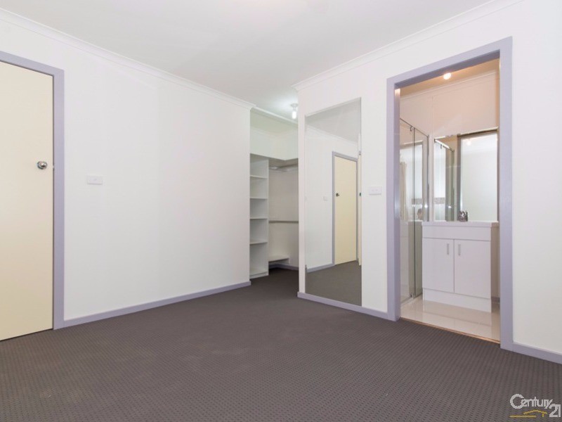 53 Blazey Road, Croydon South VIC 3136