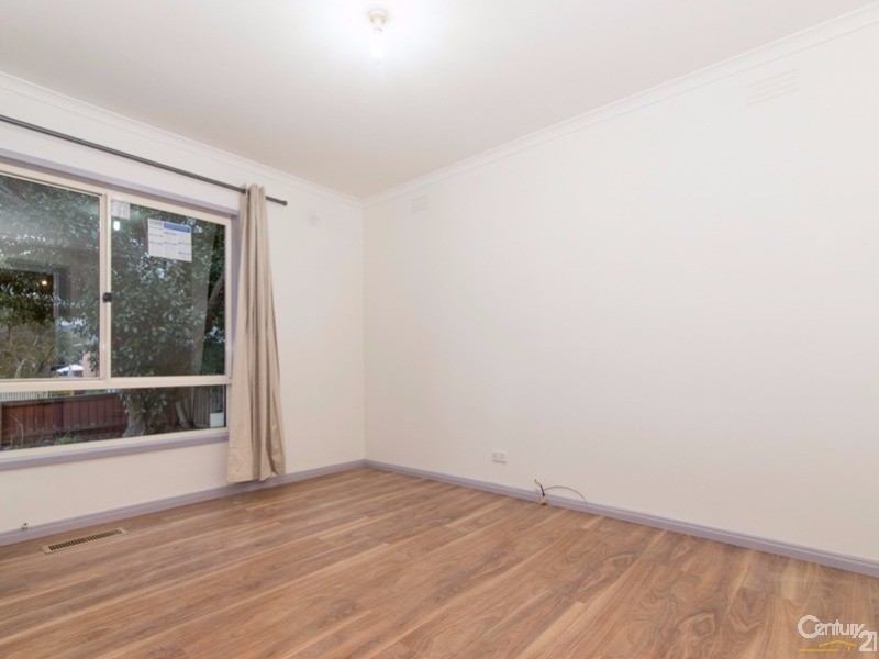 53 Blazey Road, Croydon South VIC 3136