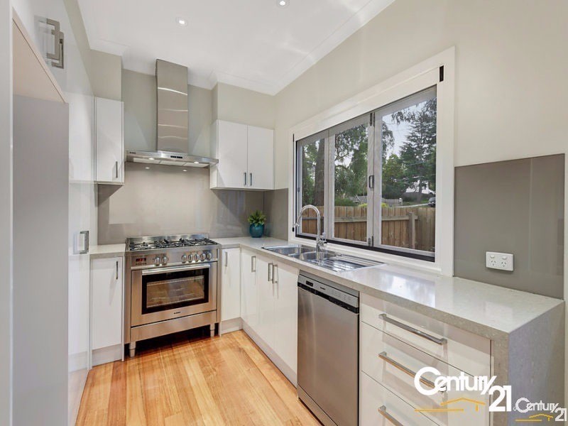 35 Nymph Street, Mitcham VIC 3132