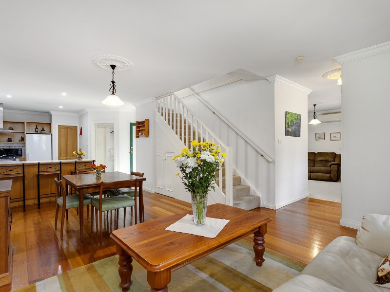 5 Woodridge Close, Montrose VIC 3765