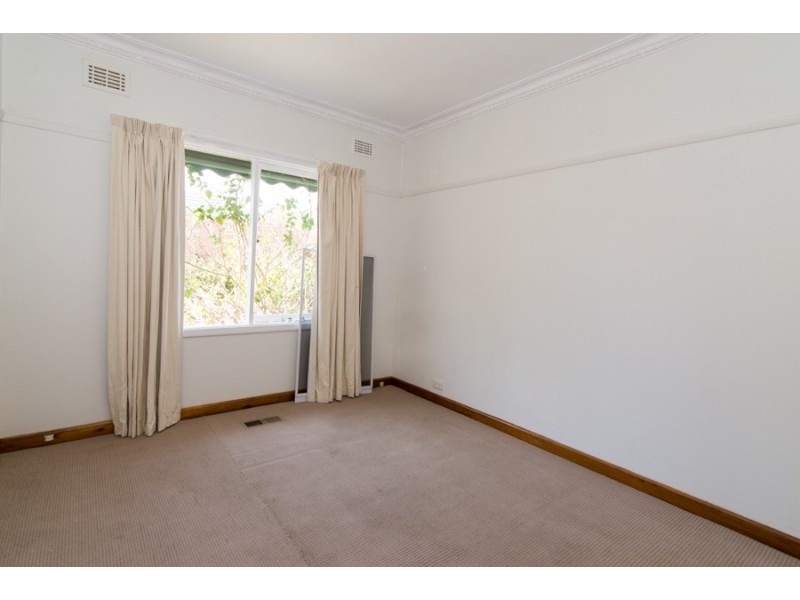 32 Panoramic Grove, Glen Waverley VIC 3150