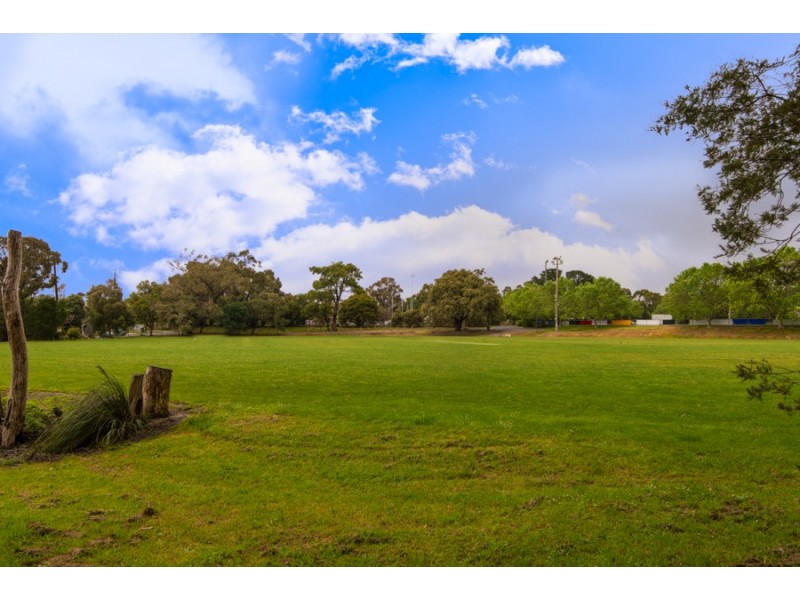 4/17 Mines Road, Ringwood East VIC 3135